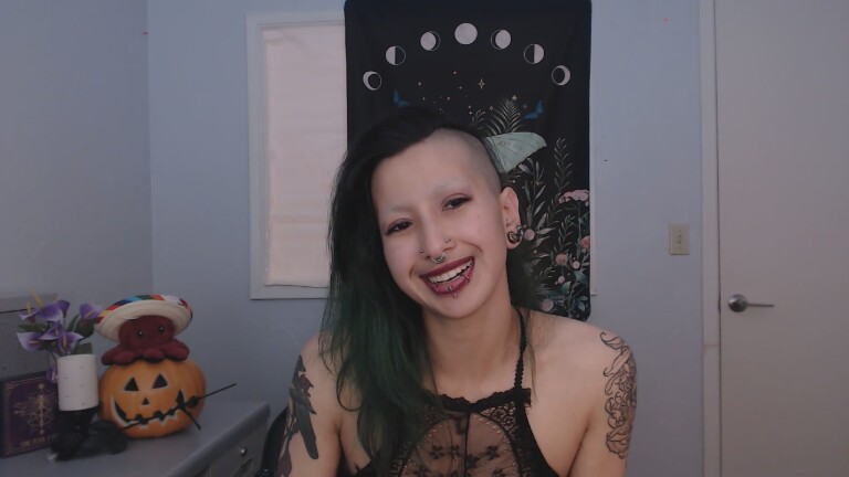 KarmaCarmilla's Streamate show and profile