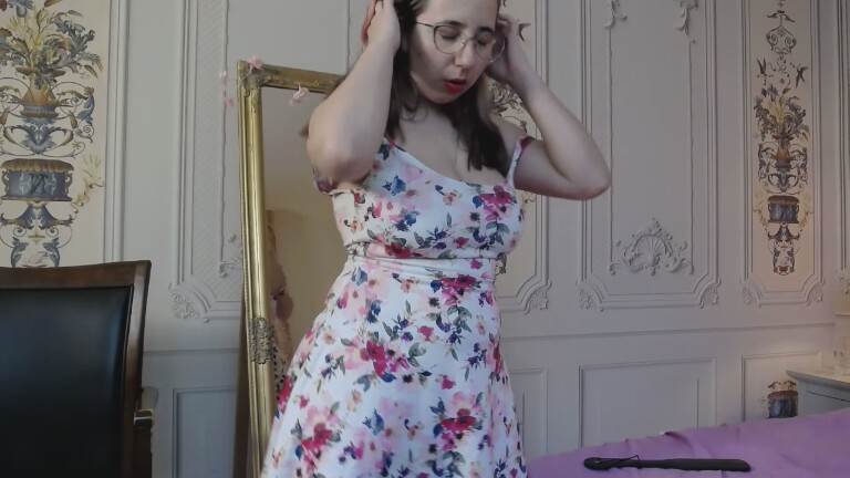 HAZELs's Streamate show and profile