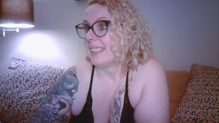 OrlaFox's Streamate show and profile