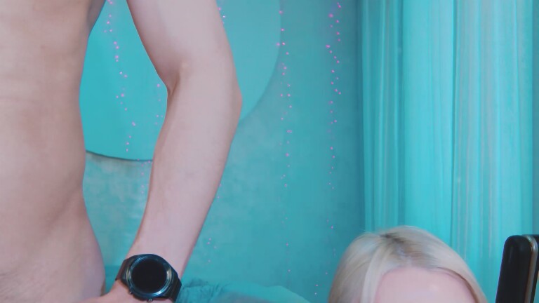 DenLina's Streamate show and profile