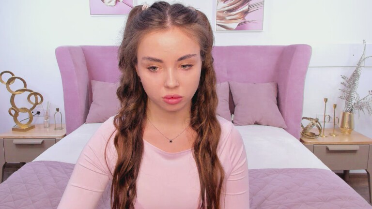 EvelinMils's Streamate show and profile